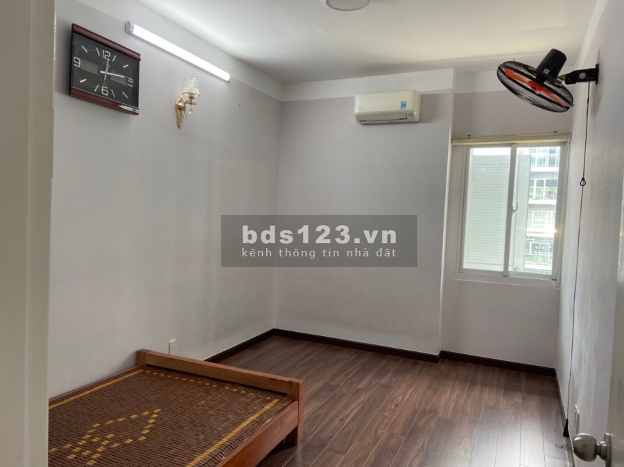 Cần bán căn hộ 93m2 C/C Carilon Aparment Tân Bình giá tốt, liên hệ 0847949599