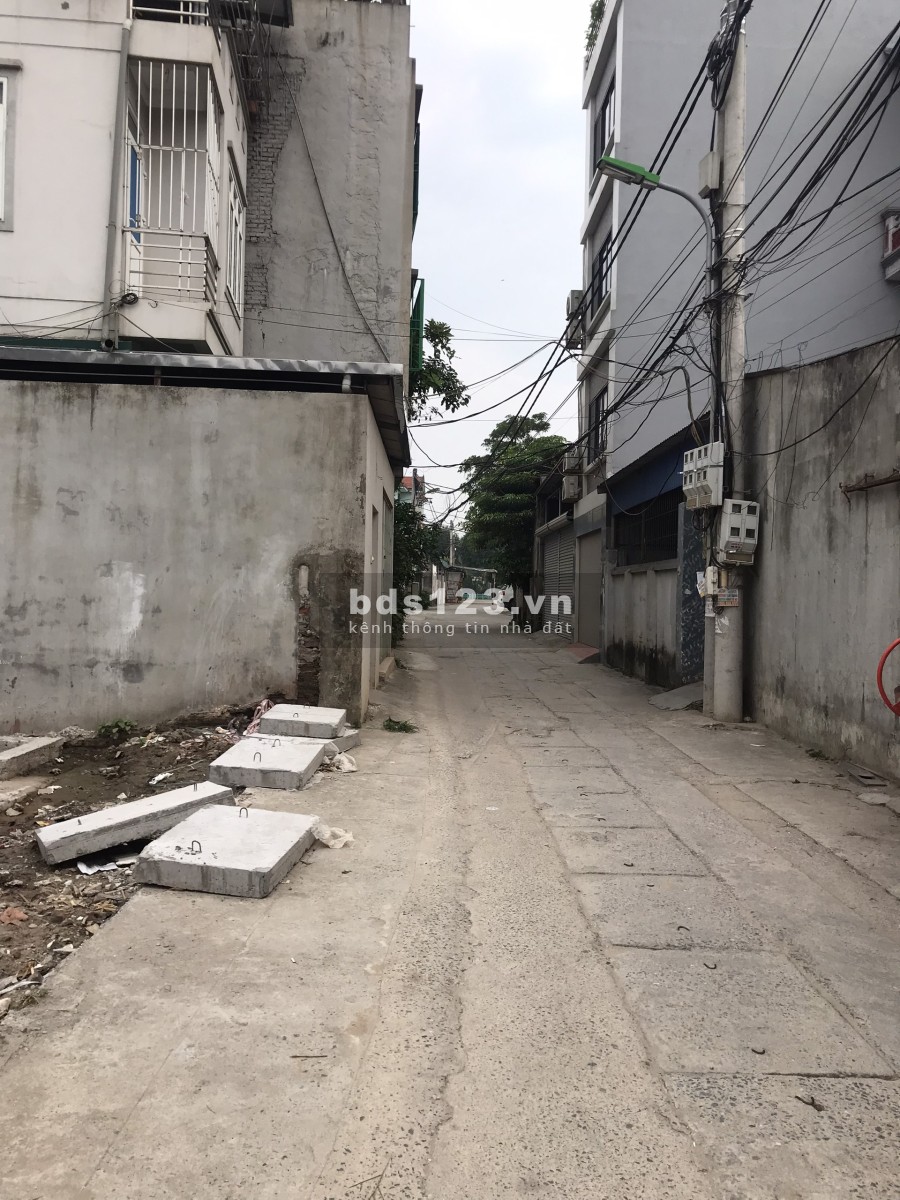 Bán đất Tân Phong, Thụy Phương diện tích 50m2 gần hồ Tân Phong lh 0977699899