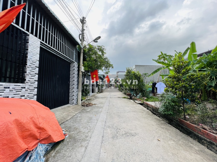 Bán nhà sổ hồng riêng chợ Thanh Hóa, giá bán 1.9 tỷ, dtsd 5x26 (Thương Lượng)