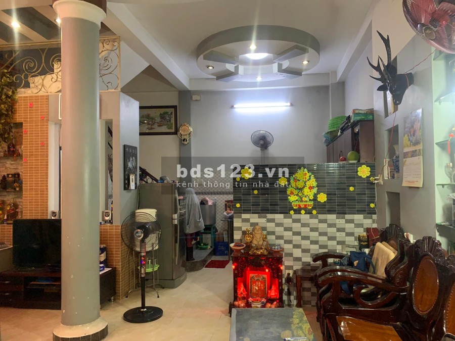 Nhà 2 tầng diện tích sử dụng 46m2, xe hơi đổ cửa, giá 5.5 tỷ, P3, Quận 8