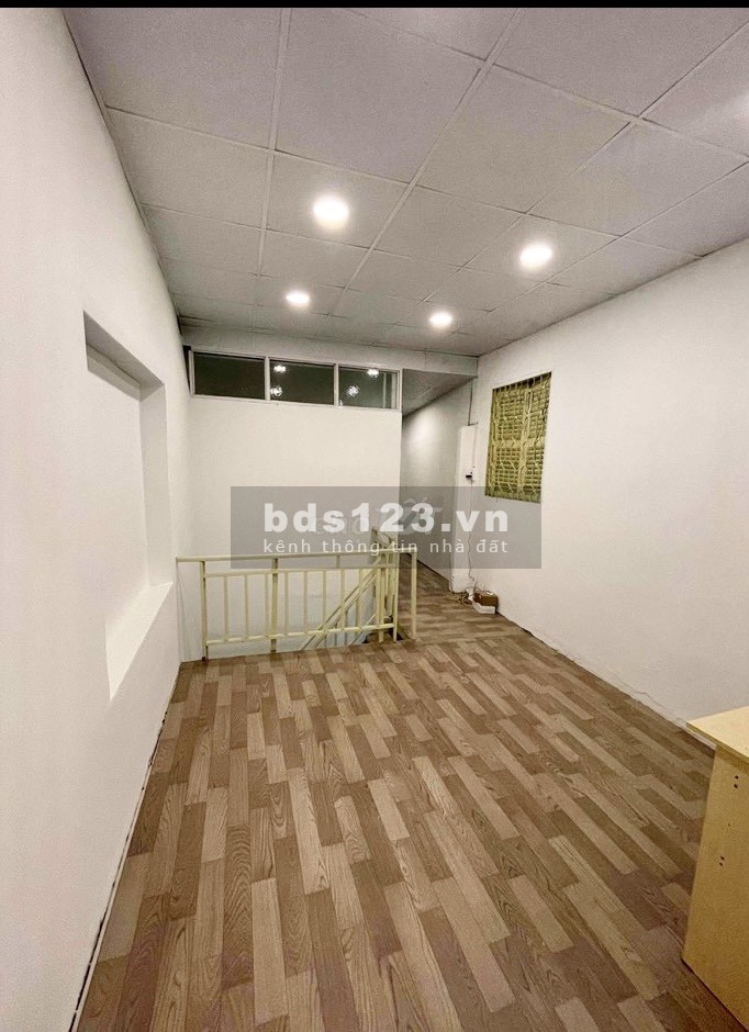 Chính chủ cho thuê nhà nguyên căn tại Hẻm Số 6 Phan Xích Long P3 Quận Phú Nhuận
