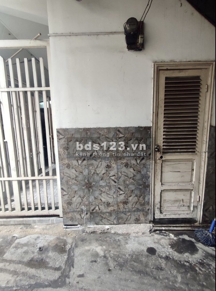 Chính chủ cần bán nhà giá tốt hẻm đường Trần Huy Liệu P8 Quận Phú Nhuận