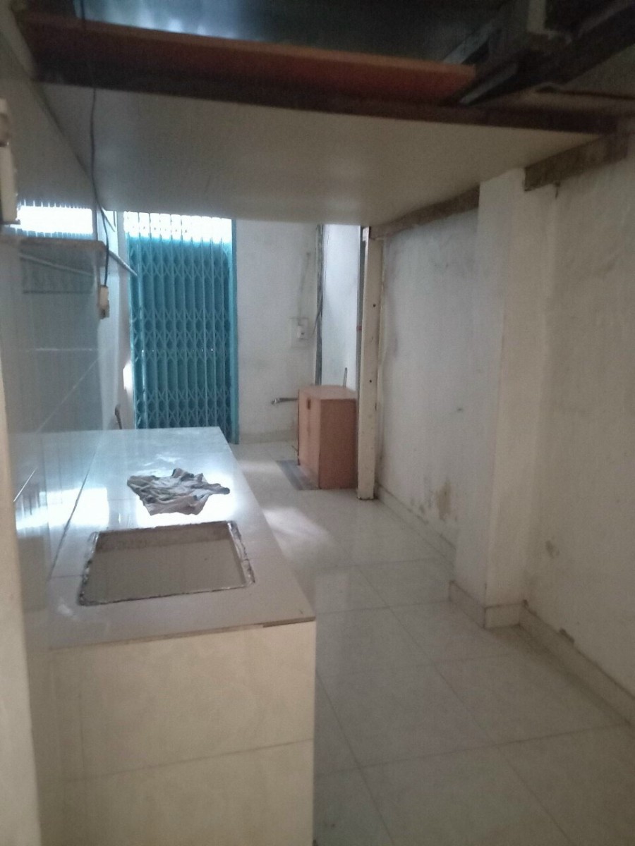 Rẻ nhất khu Lý Thái Thổ Quận 10 giá 4.4 tỷ, thương lượng, liên hệ 0901980718