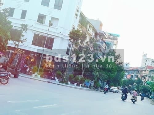Bán nhà Hà Trì 4, 3 thoáng, ô tô vào nhà, kinh doanh đỉnh, giá bán chỉ 4,6 t.ỷ