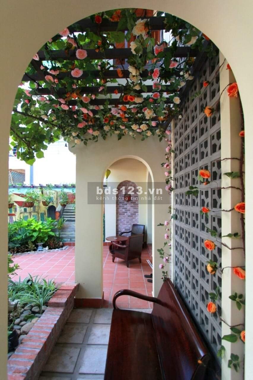Bán nhà hàng vị trí đẹp tại tp Bà Rịa tiềm năng tốt, pháp lý chính chủ, bàn giao công chứng ngay