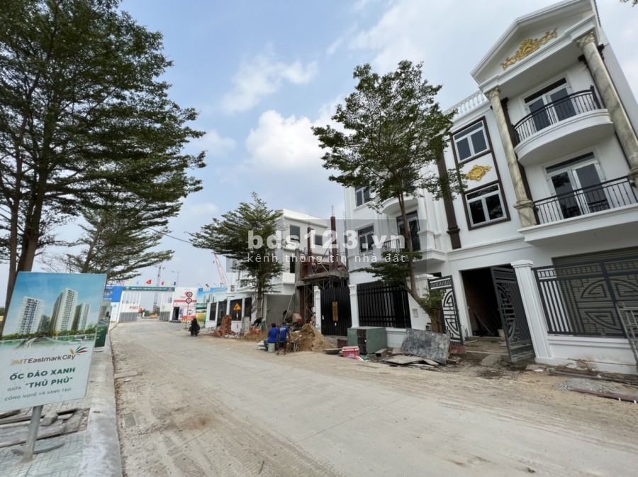 Bán căn hộ chung cư cao cấp Quận 9 tại MT Eastmark City giá bán chỉ từ 39 tr/m2