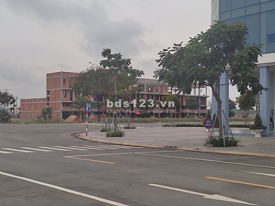 Đất nền thương mại cam kết sinh lời, đất trong lòng khu công nghiệp giá tốt 10 lô đẹp nhất