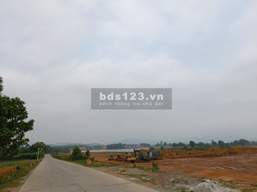 Bán nhanh 600m đất nghỉ dưỡng ngay hồ Đồng Chanh, Lương Sơn - Hoà Bình