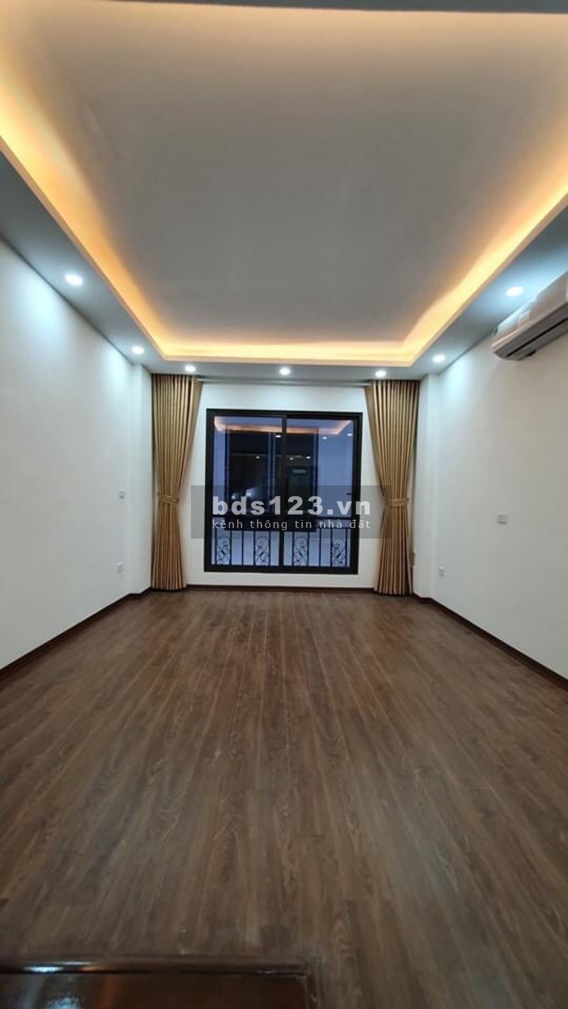 Bán nhà PL mới đẹp ở luôn 5 tầng x 30m2 ngõ 639 Hoàng Hoa Thám giá 4,2 tỷ. LH 0912442669