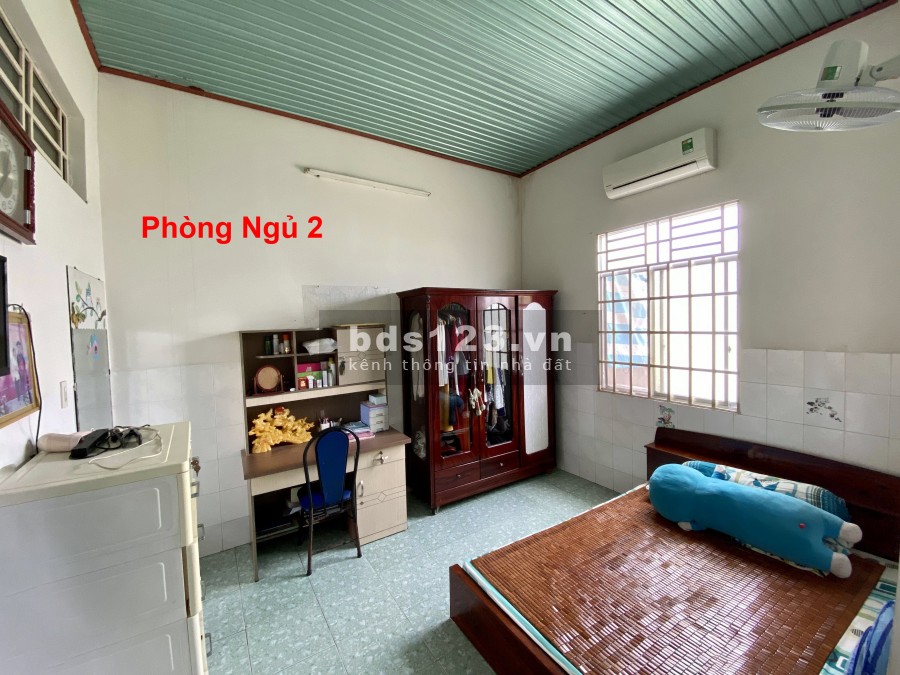 Bán nhà chính chủ sổ đỏ trung tâm huyện Củ Chi TP.HCM dtsd 252m2 3PN giá bán 6.8 tỷ