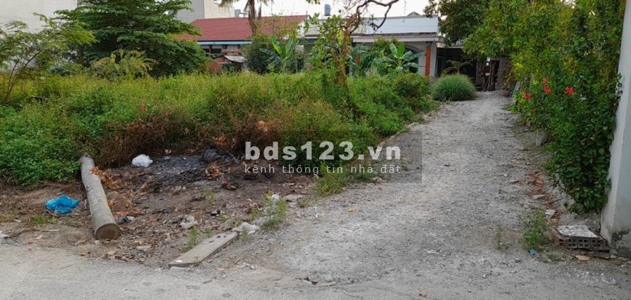 Bán đất hẻm bê tông đường Võ Văn Hát giá bán 9 tỷ, liên hệ 0868381638 sổ sẵn bàn giao ngay