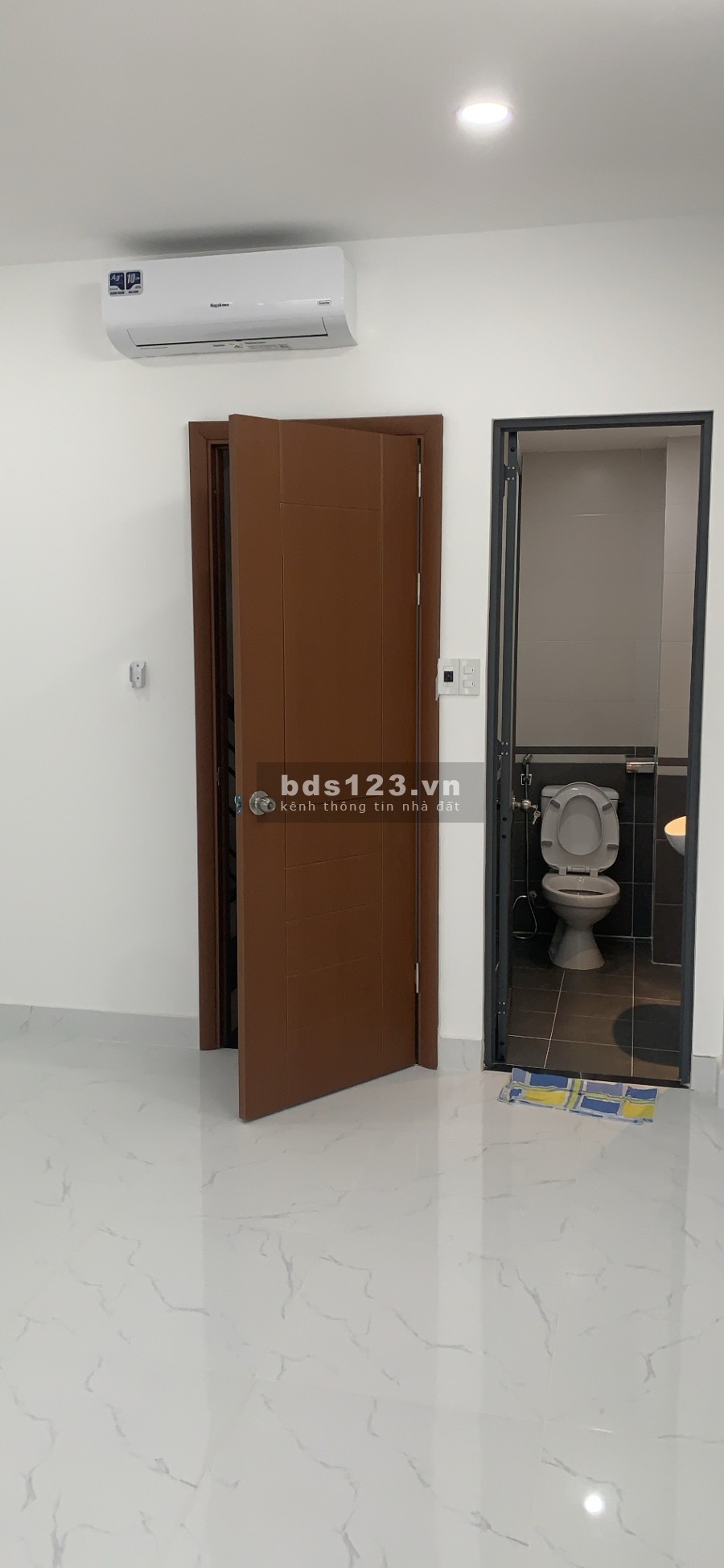 Cho thuê nhà mới xây, nguyên căn, chính chủ, điện nước riêng liên hệ 0906666495