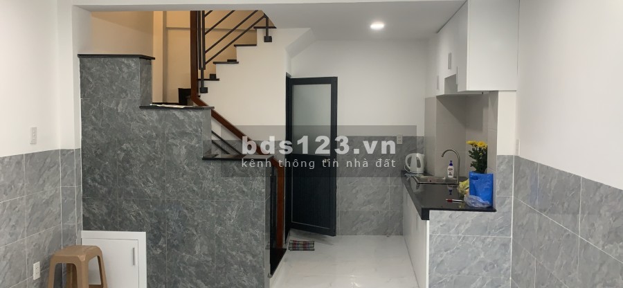 Cho thuê nhà mới xây, nguyên căn, chính chủ, điện nước riêng liên hệ 0906666495