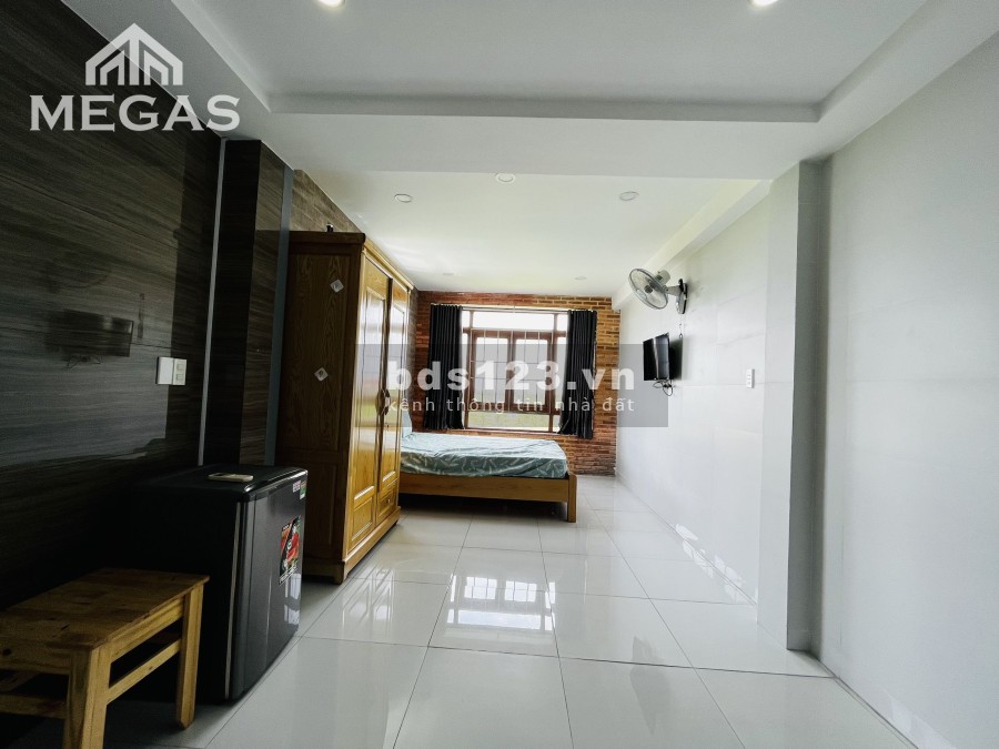 Phòng cao cấp giá tốt bếp tách biệt cửa sổ thoáng đầy đủ nội thất ở ngay Tân Sơn, Gò Vấp