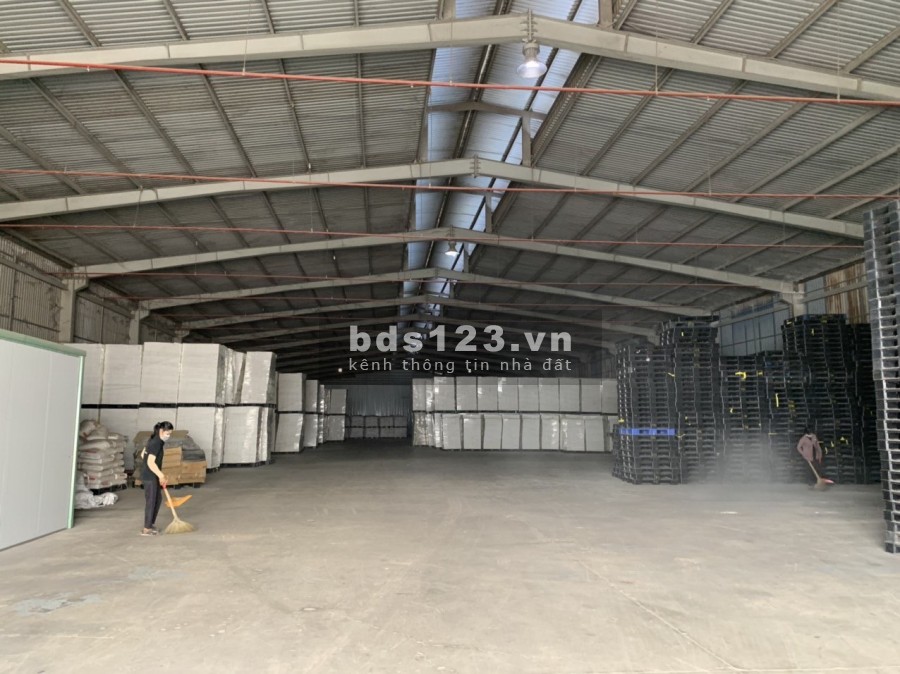 Cho thuê kho trong cụm công nghiệp 3.500m2 Hố Nai, Trảng Bom, Đồng Nai.