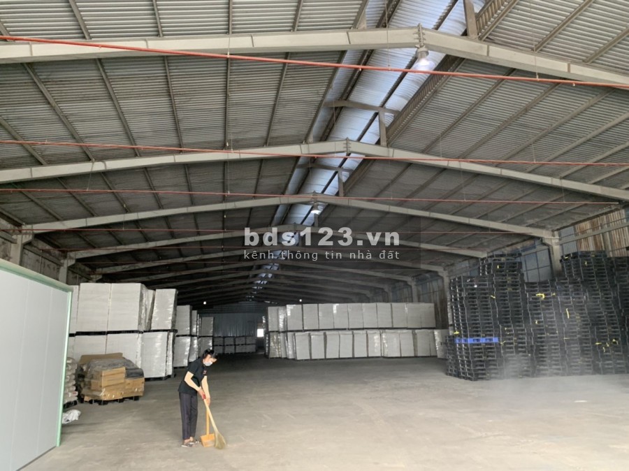 Cho thuê kho trong cụm công nghiệp 3.500m2 Hố Nai, Trảng Bom, Đồng Nai.