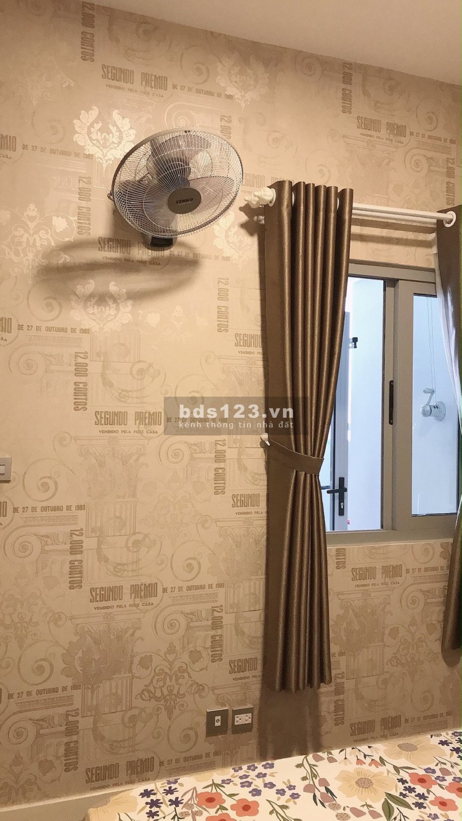 Cần share lại 1 phòng trống trong căn hộ đầy đủ tiện nghi liên hệ 0937696216