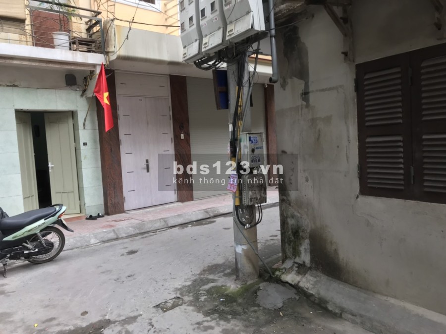 Bán nhà 3 tầng, ngõ thông lô góc 2 mặt thông thoáng diện tích 44m2, mặt tiền 6,8m kinh doanh đỉnh.
