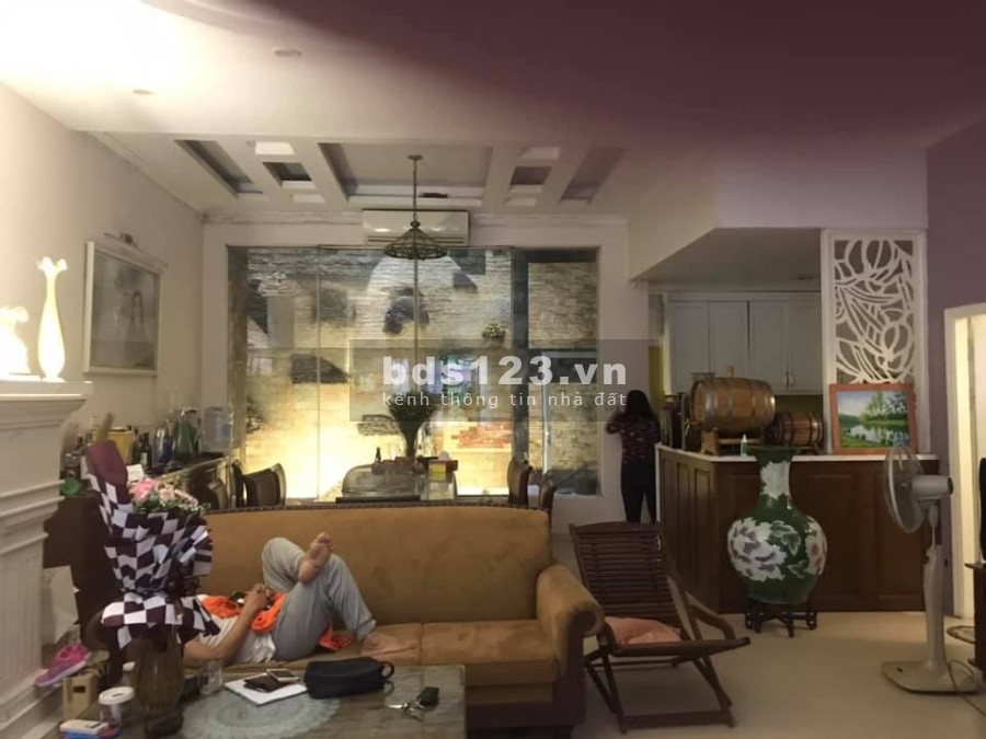 Bán nhà 4 tầng mặt ngõ ô tô tránh phố Tứ Liên 110m2 giá 15,5 tỷ. LH 0912442669