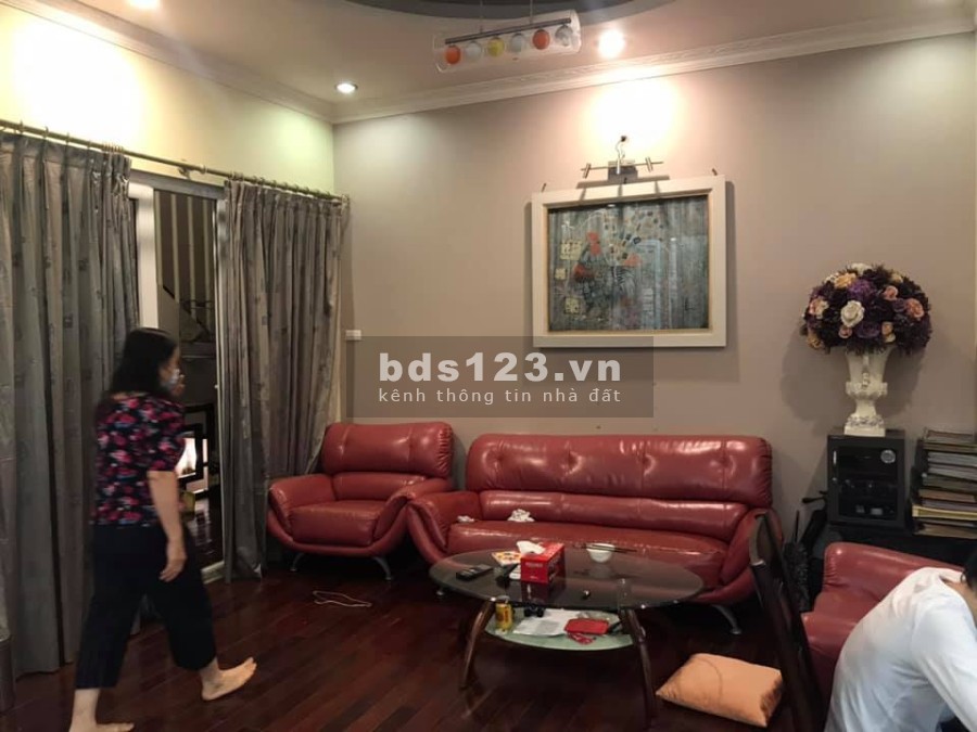 Bán nhà 4 tầng mặt ngõ ô tô tránh phố Tứ Liên 110m2 giá 15,5 tỷ. LH 0912442669