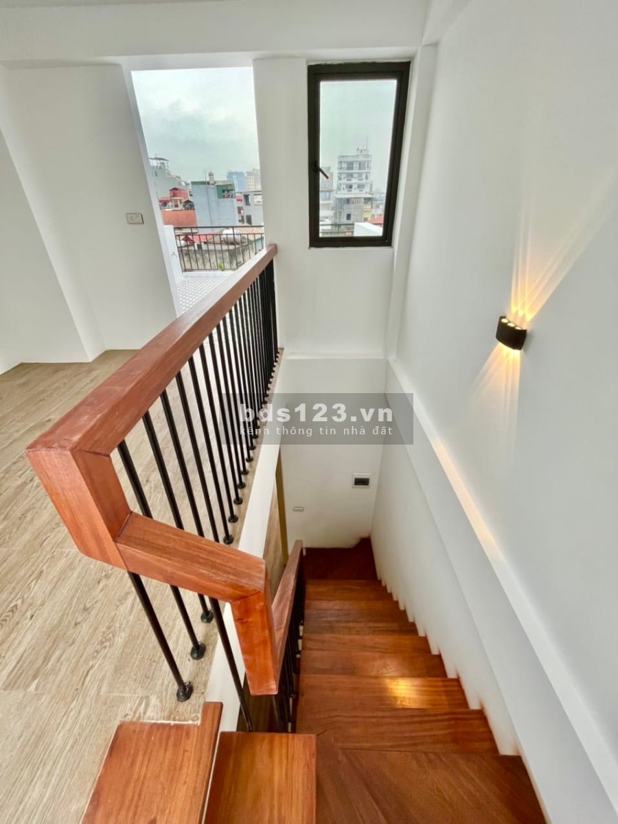 Bán nhà PL mới đẹp ở luôn 36m2 x 5 tầng ngõ 279 Đội Cấn giá 5,5 tỷ liên hệ 0912442669
