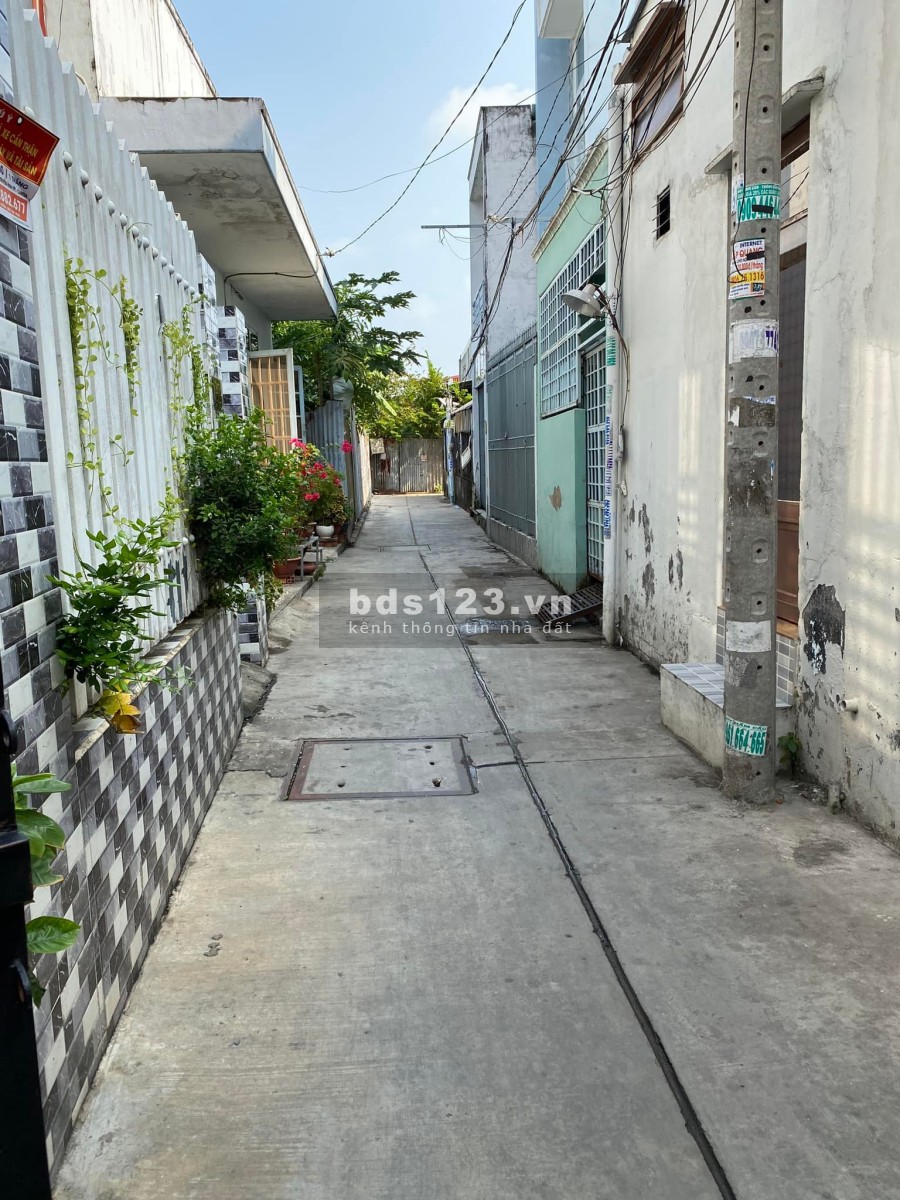 Bán nhà 2 tầng, diện tích 80m2, giá 4.9 tỷ, thương lượng chính chủ phường 7, Quận 8