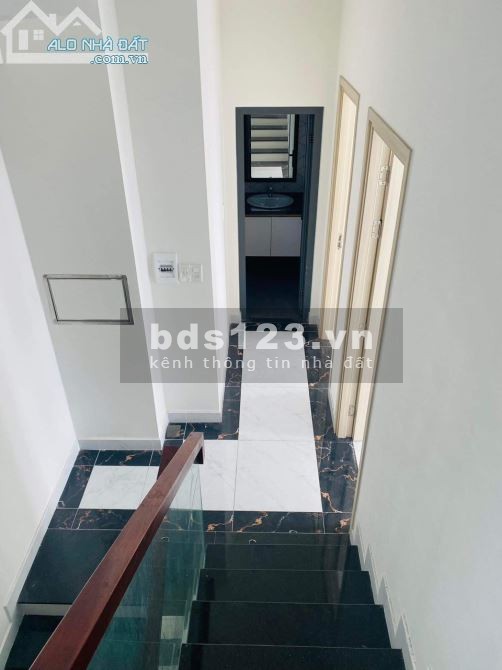 Bán gấp hẻm xe hơi hiếm có Hoàng Văn Thụ diện tích lớn giá cực rẻ 79m2 giá nhỉnh 8 tỷ