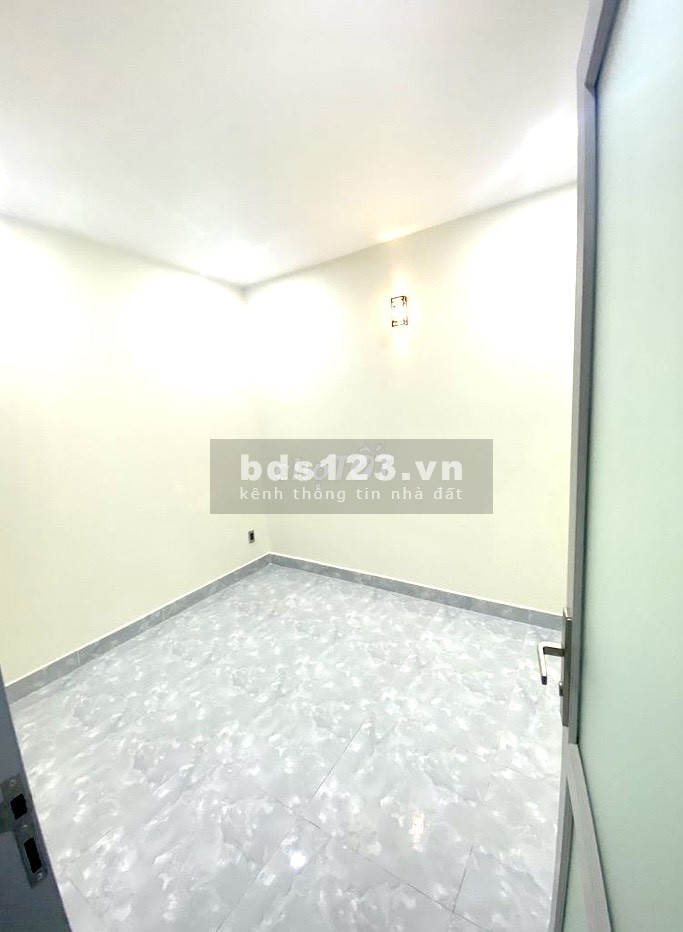 Chính chủ cho thuê phòng trọ giá rẻ mới xây tại Trần Bình Trọng P2 Quận 5