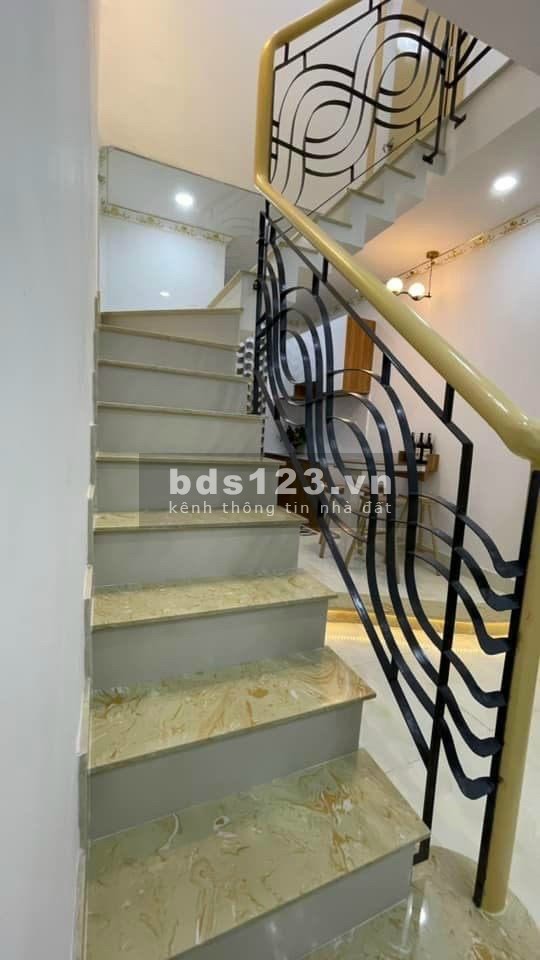 Đón em siêu phẩm full nội thất cao cấp về ở khách ơi, giá tốt 28m2 2 tầng chỉ 3tỷ35