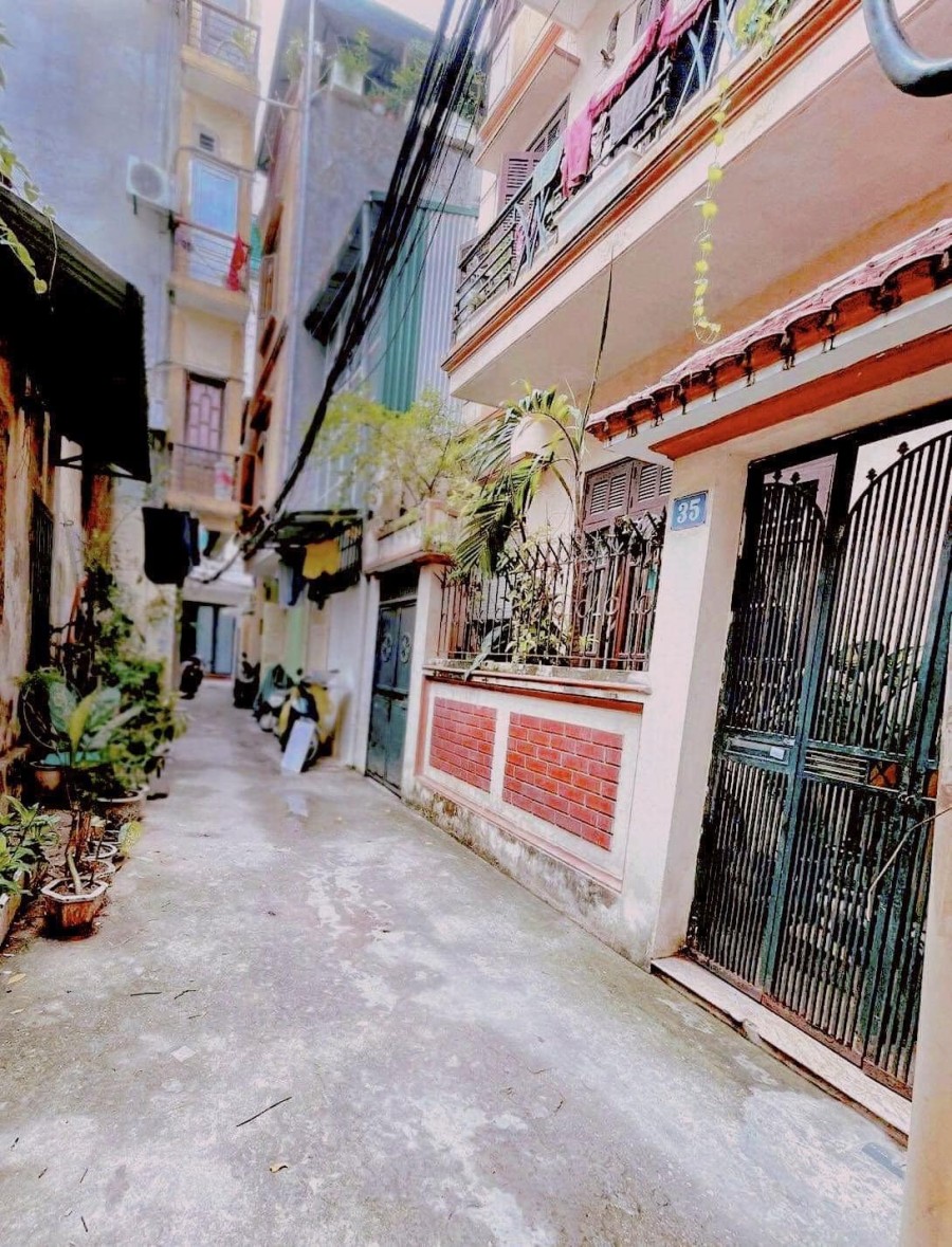 Bán nhà phố Đội Cấn, Quận Ba Đình, diện tích 52m2, giá bán 6.2 tỷ, sổ đỏ chính chủ