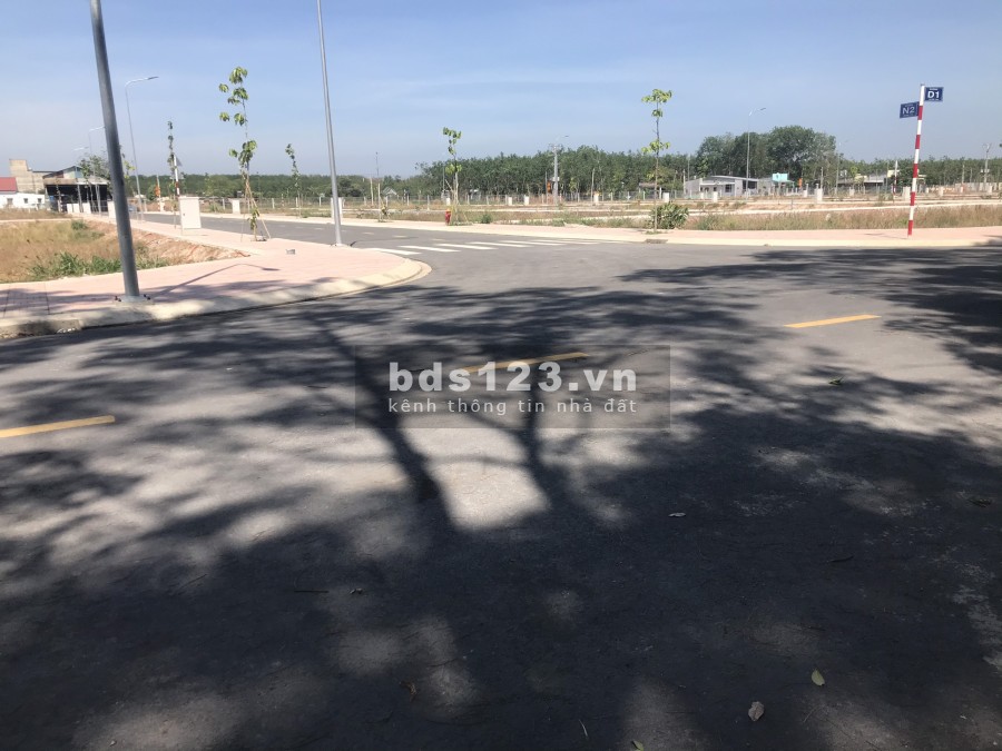 Chính chủ cần bán gấp lô đất gần chợ trừ văn thố bầu bàng LK KCN cây trường giá chỉ 950 triệu