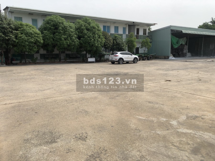 Bán/ cho thuê diện tích 3100m2 kho bãi xưởng gần Ql1A ngã tư Ga Quận 12