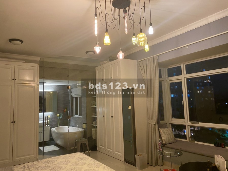 Riverside Residence, block D, Nguyễn Lương Bằng, P. Tân Phú, Q7, TPHCM.3PN, DT: 147sqm