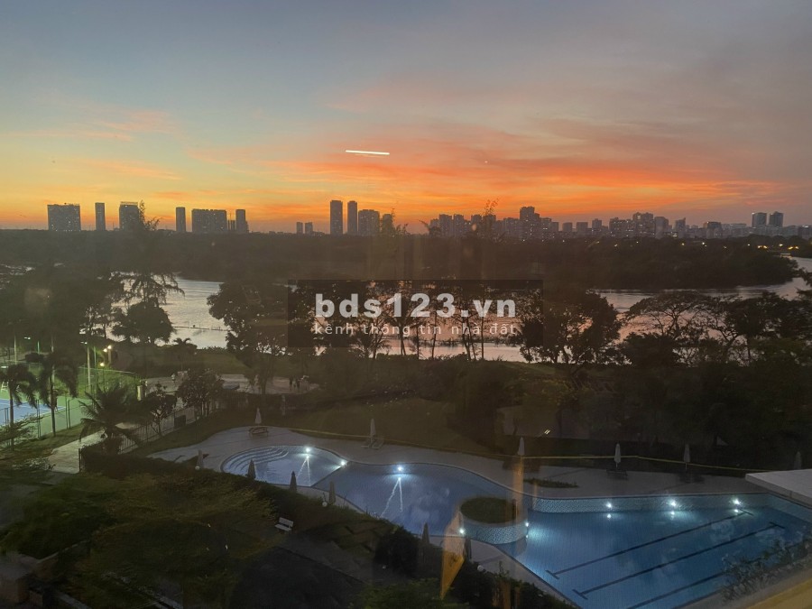 Riverside Residence, block D, Nguyễn Lương Bằng, P. Tân Phú, Q7, TPHCM.3PN, DT: 147sqm
