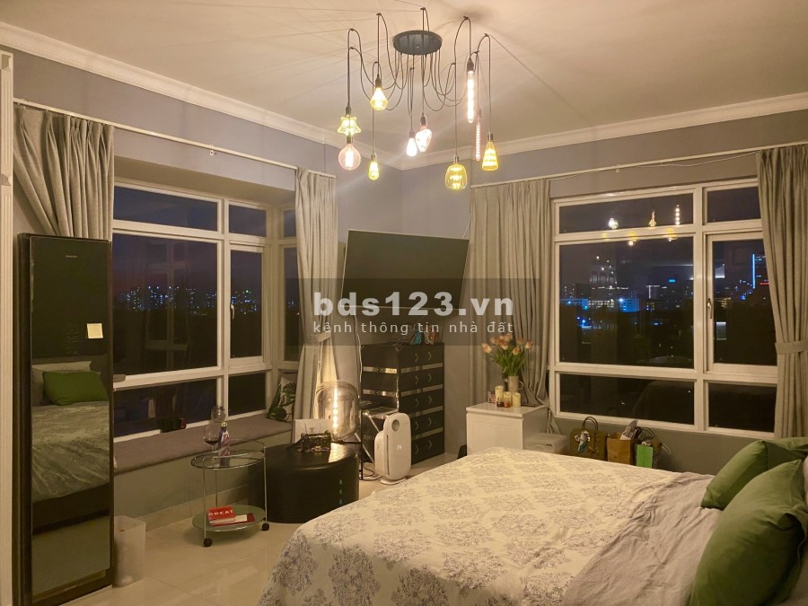 Riverside Residence, block D, Nguyễn Lương Bằng, P. Tân Phú, Q7, TPHCM.3PN, DT: 147sqm