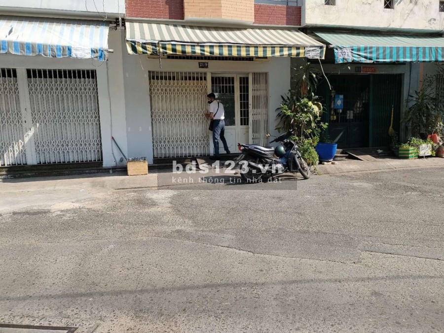 Bán nhà hẻm xe tải 8m Hoàng Hoa Thám Lê Trực, Phường 7, Quận Bình Thạnh, lh 0706362436