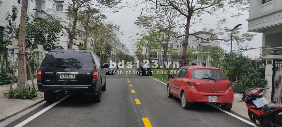 Bán căn biệt thự Pear villas, Ngọc Trai, Hùng Thắng, Bim Group lh 0356236196