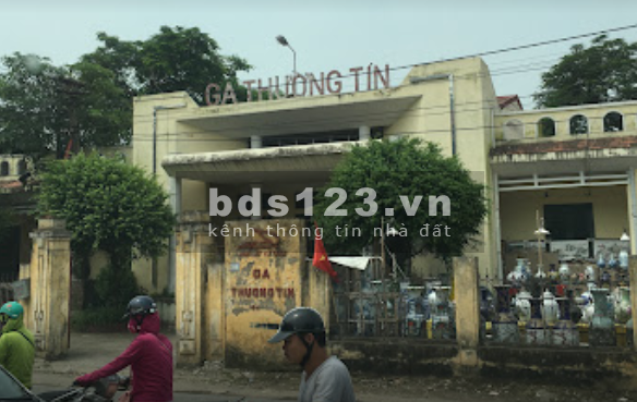 Bán nhà 3 tầng diện tích 62m2, tại phố ga Thương Tín trục Quốc Lộ 1A giá bán 6.9 tỷ