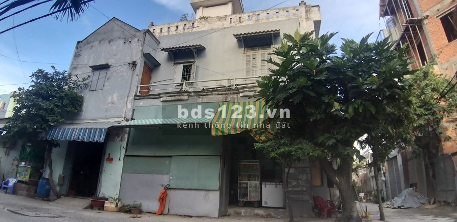 Nhà 1 tấm hai mặt tiền đường hẻm xe hơi vào được liên hệ 0906137479, khu dân cư đông