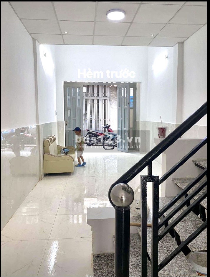 Chính chủ cần bán gấp giá tốt nhà hẻm 68 Trần Quang Khải P Tân Định Quận 1