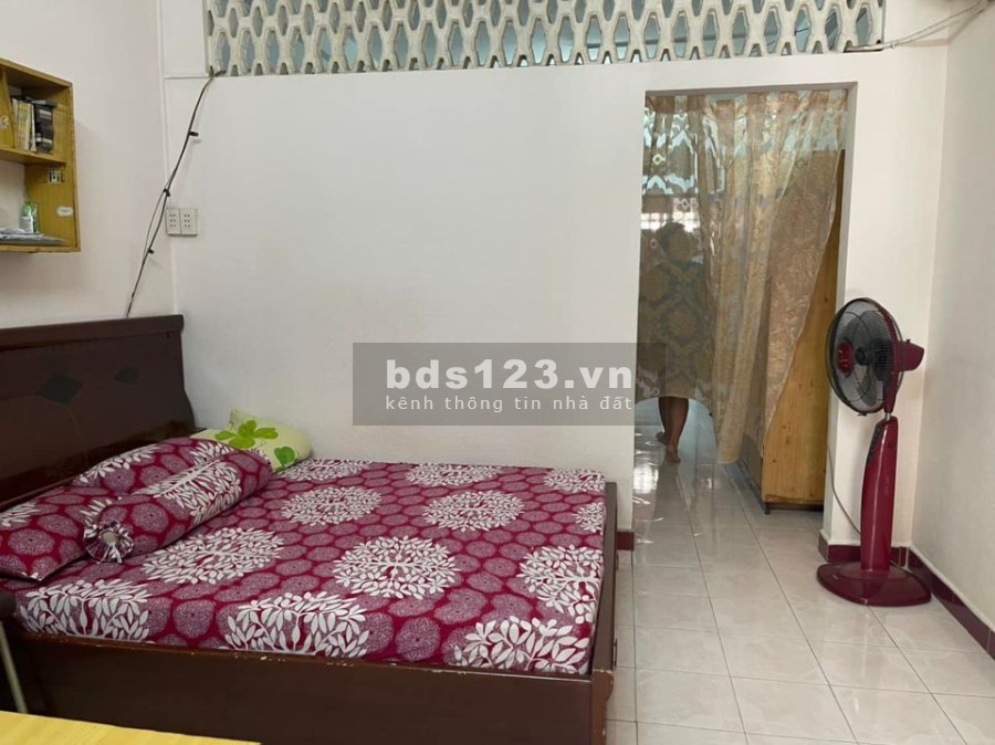 Cần sang tên căn nhà Đào Cam Mộc, sổ hồng riêng, bàn giao công chứng sang tên ngay