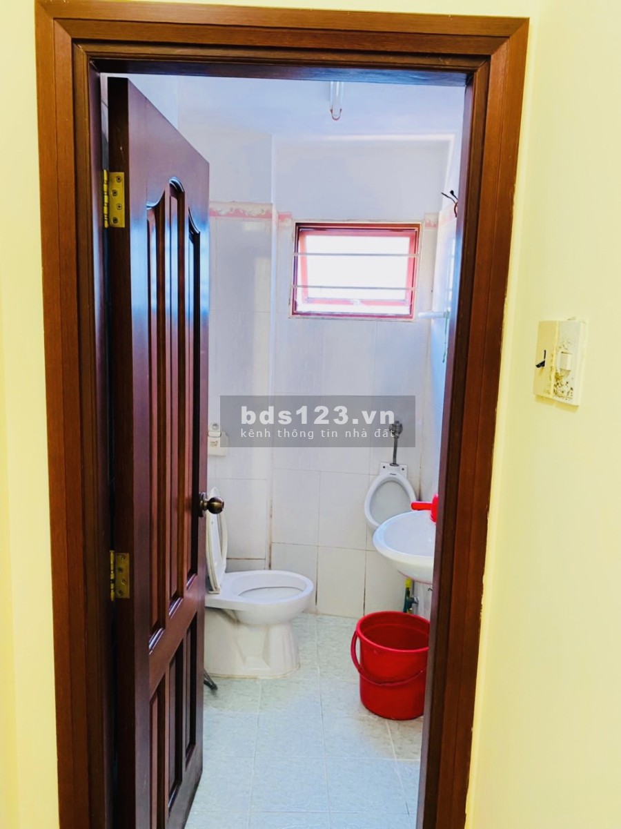 Nhà nguyên căn hẻm Huỳnh Tấn Phát cho thuê giá rẻ 12 triệu/tháng, không ngập nước