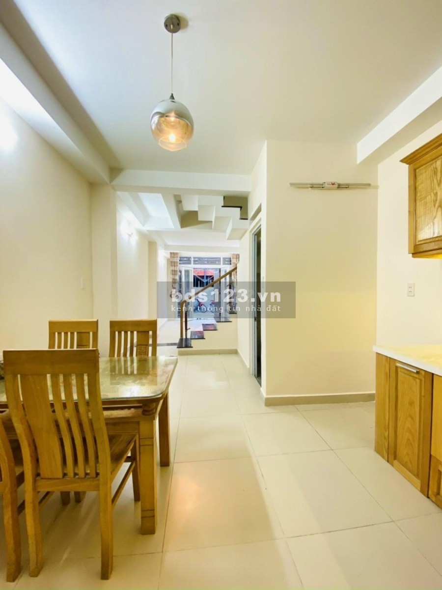 Cần bán gấp nhà riêng đẹp HXH có cửa hậu Huỳnh Văn Bánh, Phú Nhuận