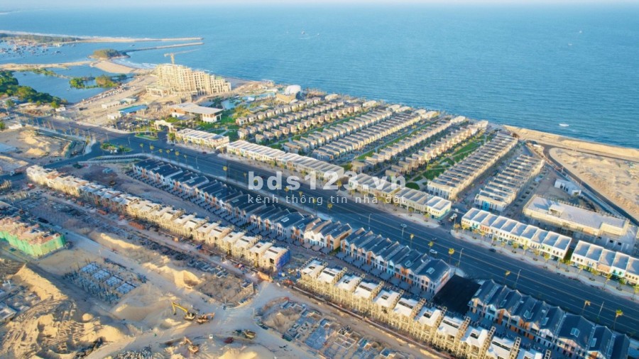 Biệt thự đơn lập view kênh chèo thuyền Kayak, NOVAWORLD HỒ TRÀM, Xuyên Mộc, Bà Rịa - Vũng Tàu