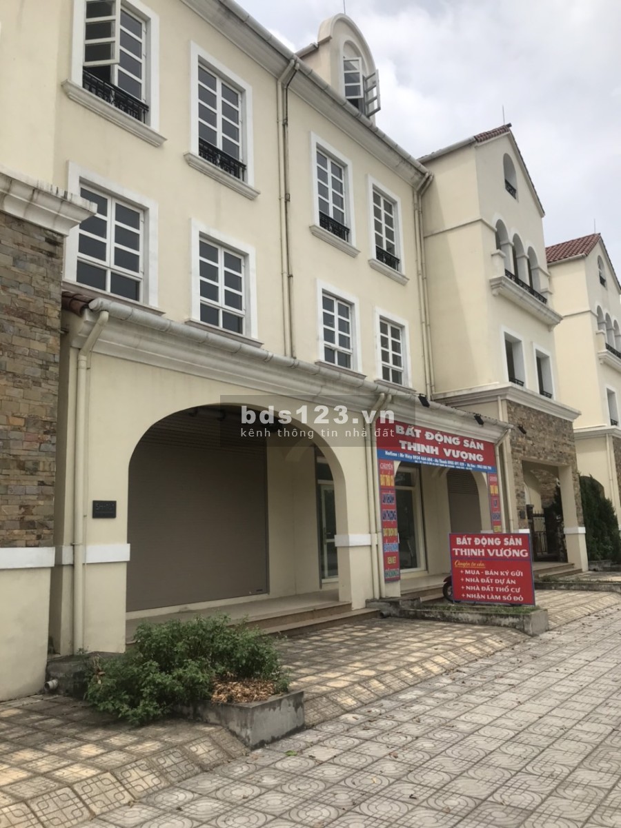 Cần cho thuê căn sphouse mặt đường Nam An Khánh liên hệ 0936834416, tiện ích đủ
