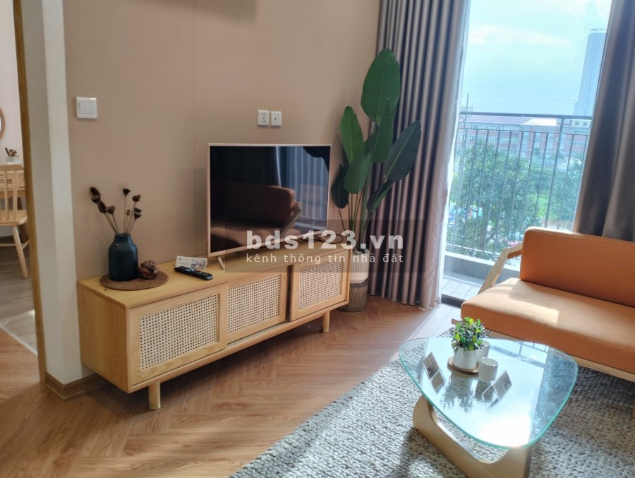 Chuyển nhượng căn hộ 1pn+1 full nội thất giá chỉ 1,55 tỷ bao phí tại Vinhomes Smart City Tây Mỗ