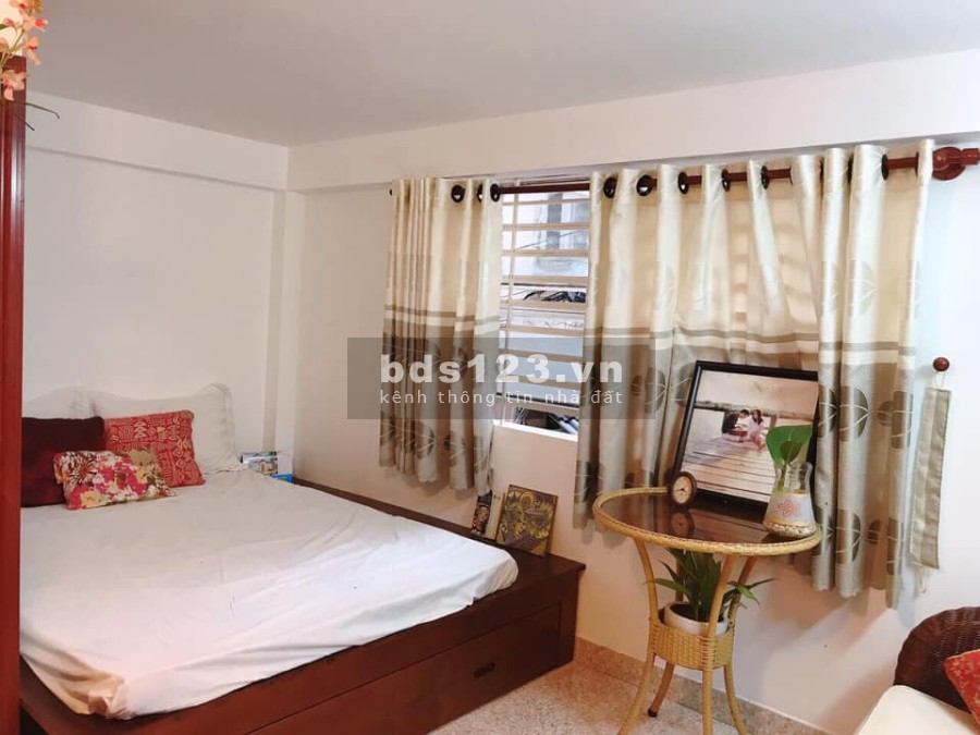 Nhà Thích Quảng Đức, Phường 5 Phú Nhuận, vuông vức ngang hiếm 4.7 x 10.5m, 49m2, nhỉnh 5 tỷ