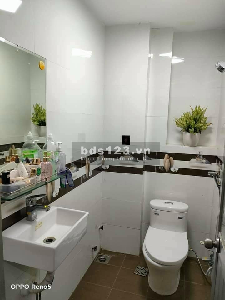 Nhà hẻm xe hơi 3 tầng, Bùi Minh Trực diện tích sử dụng 65M2, giá 5.96 tỷ, P5, Quận 8