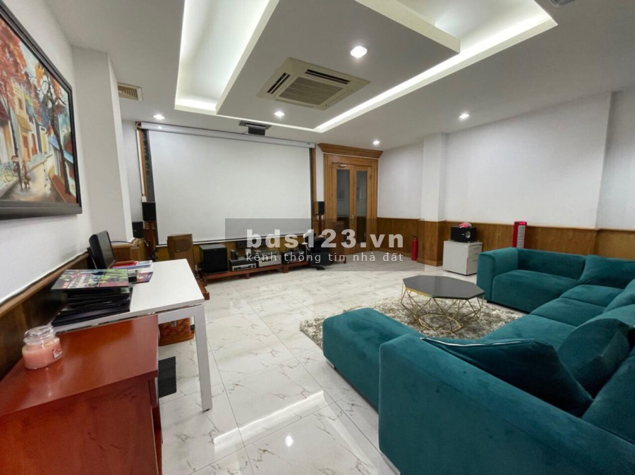 Cần bán gấp biệt thự liền kề dtsd 156m2, 4 pn 4 wc đường D1 Phước Long B, giá 15 tỷ