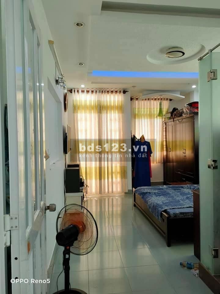 Nhà hẻm xe hơi 3 tầng, Bùi Minh Trực diện tích sử dụng 65M2, giá 5.96 tỷ, P5, Quận 8